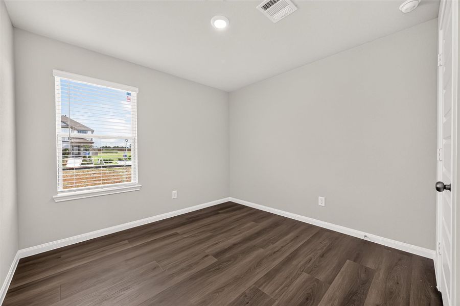 Spacious, unfurnished interior of a new home in Ridgeland Hills, Willis (Image 20).