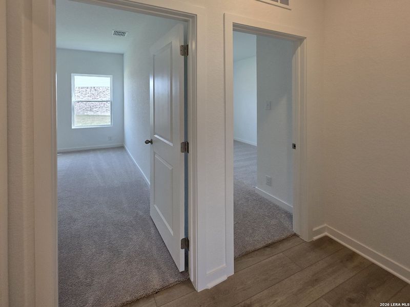 Spacious, unfurnished interior of a new home in Saddlebrook Ranch, Schertz (Image 22).