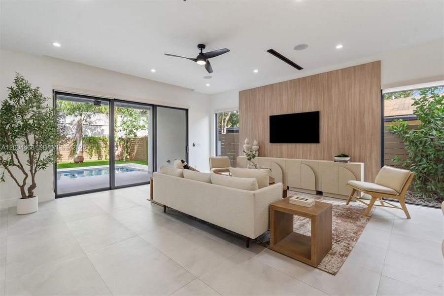 Furnished interior view inside a new home in , Fort Lauderdale (Image 10).
