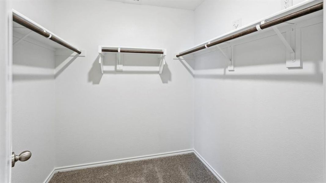 Spacious, unfurnished interior of a new home in Arbor Trails South, Princeton (Image 31).