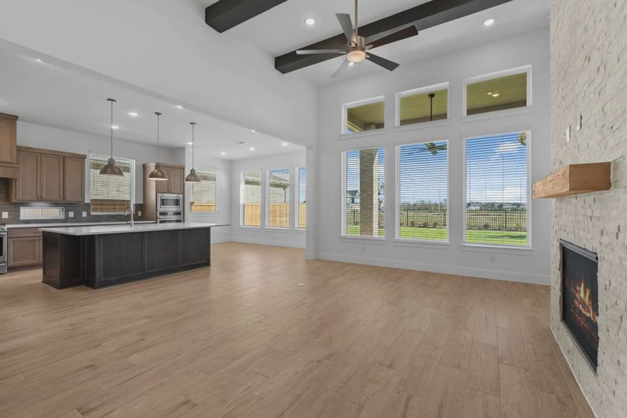 Representative unfurnished interior of a home built from the Rivercrest by Chesmar Homes in Fulshear Lakes, Fulshear (Image 91).
