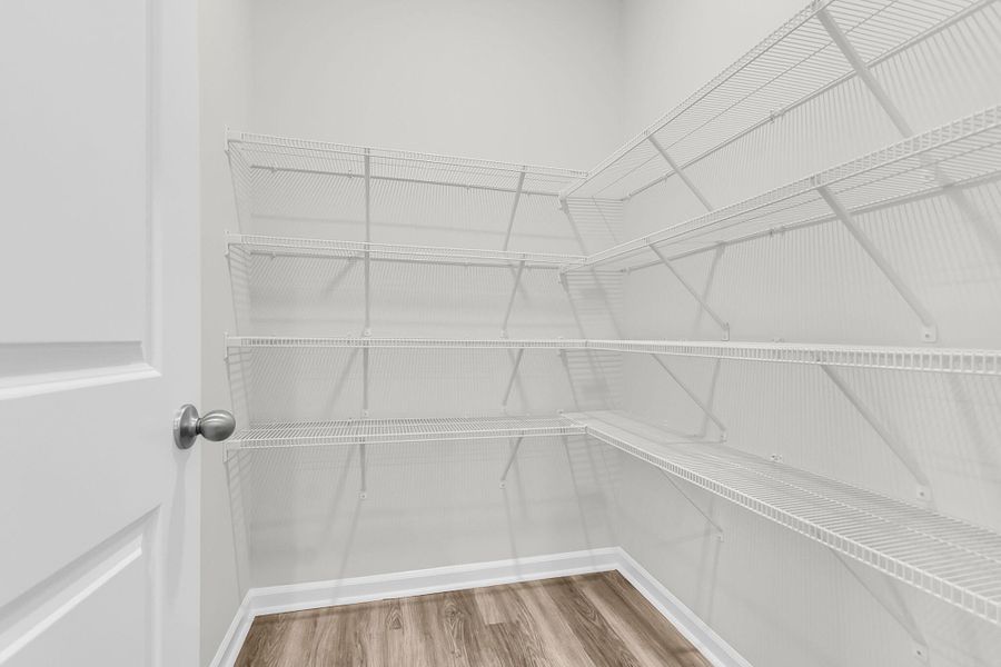 Spacious, unfurnished interior of a new home in Wildcat Chase, Summerville (Image 31).