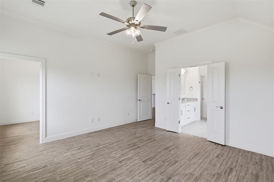 Spacious, unfurnished interior of a new home in , Tolar (Image 34). Spacious, unfurnished interior of a new home in , Tolar (Image 34).