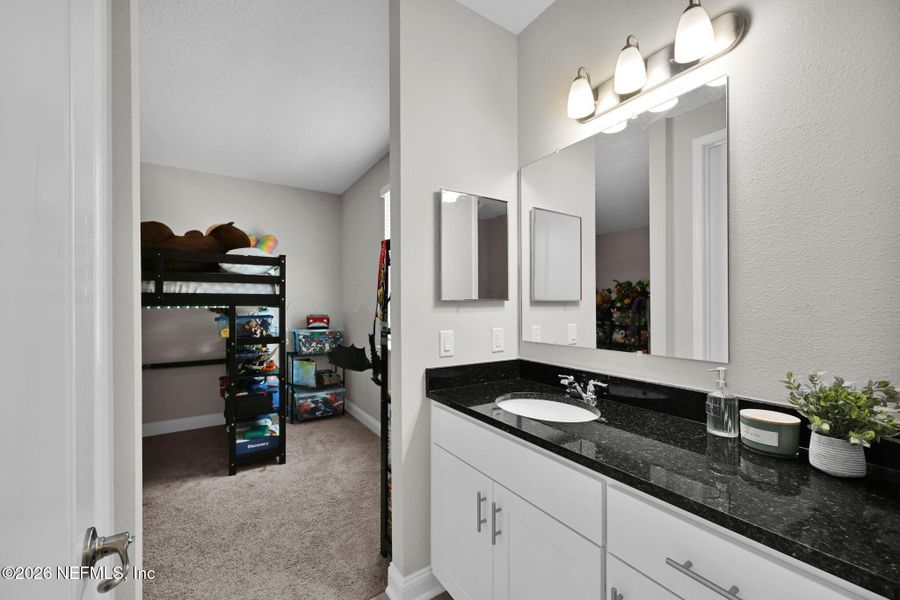 Furnished interior view inside a new home in , Middleburg (Image 60).