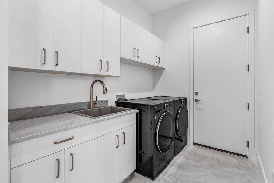 LAUNDRY1 LAUNDRY1