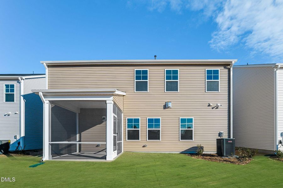 SUN_SherriDowns_Pic_Madison-3