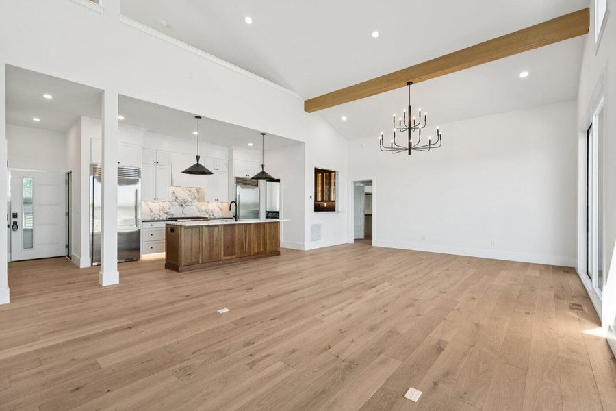 Spacious, unfurnished interior of a new home in , Charleston (Image 28).