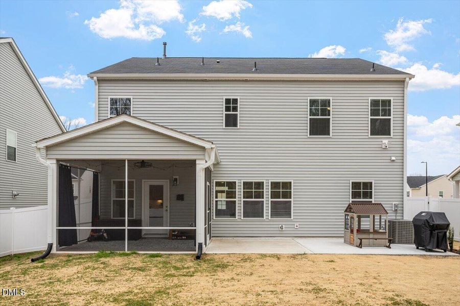 4038 Front Runner Dr. 4038 Front Runner Dr.