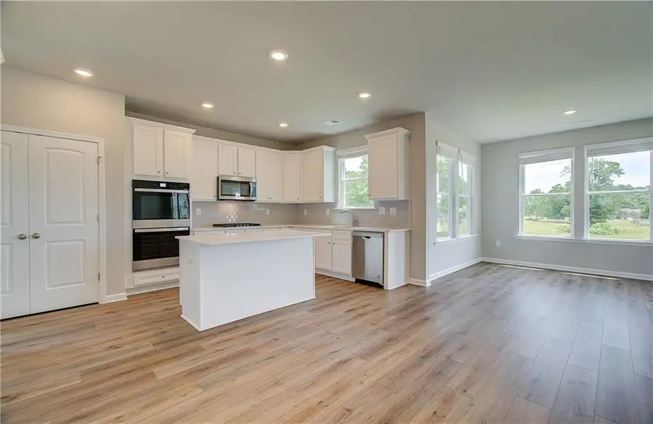 Furnished interior view inside a new home in Cooper Park, McDonough (Image 5).