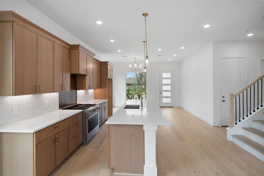 Kitchen - view 2