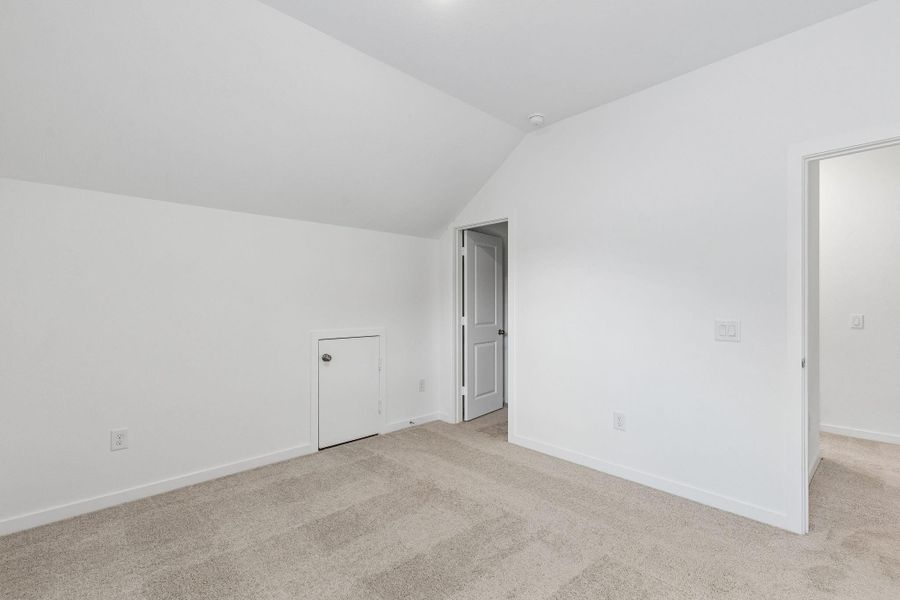 Spacious, unfurnished interior of a new home in Mavera, Conroe (Image 24). Spacious, unfurnished interior of a new home in Mavera, Conroe (Image 24).
