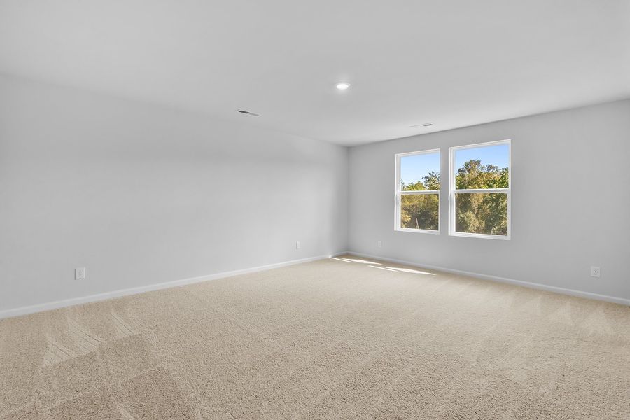 Spacious, unfurnished interior of a new home in Bell West, Kernersville (Image 31).