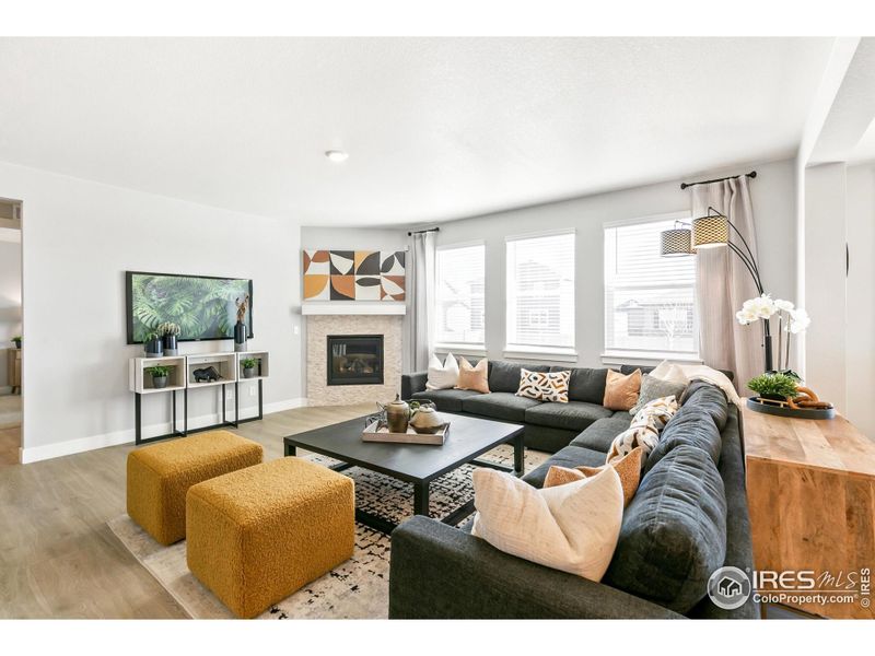 Furnished interior view inside a new home in Vantage, Berthoud (Image 7).