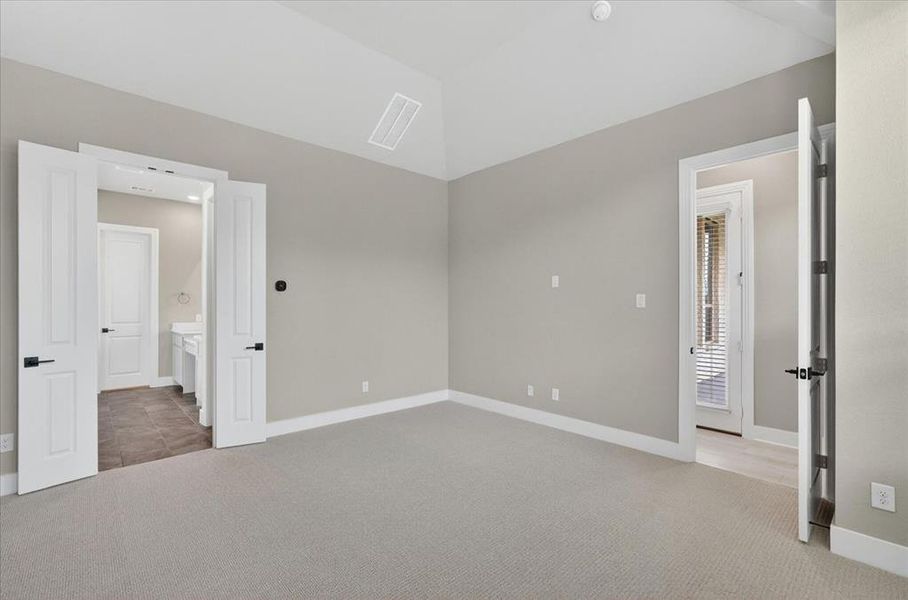 Spacious, unfurnished interior of a new home in Cambridge Crossing, Celina (Image 12).