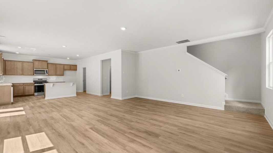 Spacious, unfurnished interior of a new home in Northwoods at Mirror Lake, Villa Rica (Image 15).