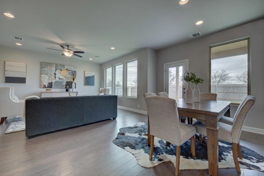 Representative furnished interior of a home built from the Cleburne by Ashton Woods in Mustang Oaks, San Antonio (Image 29).
