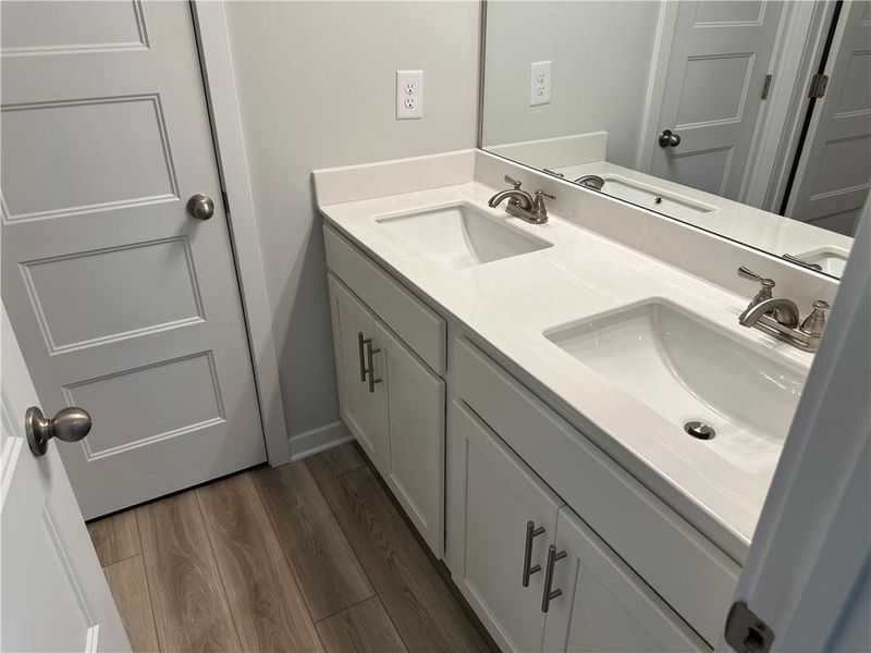 Image 58 of a home in Rosewood Lake Estates.