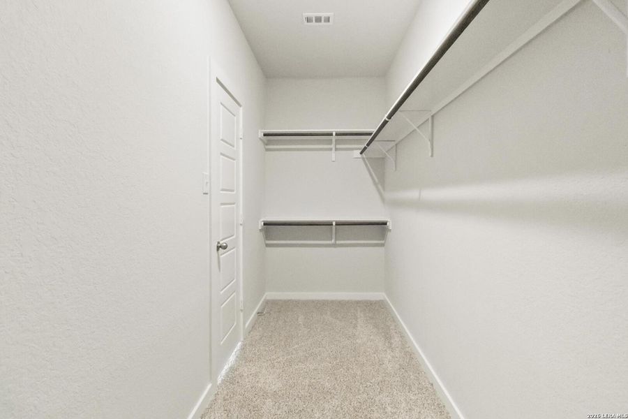Spacious, unfurnished interior of a new home in Hickory Ridge, Elmendorf (Image 23).