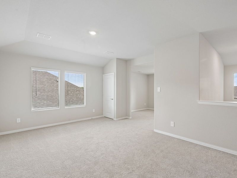 Spacious, unfurnished interior of a new home in Parks at Foster Crossing - Signature Series, Anna (Image 19). Spacious, unfurnished interior of a new home in Parks at Foster Crossing - Signature Series, Anna (Image 19).