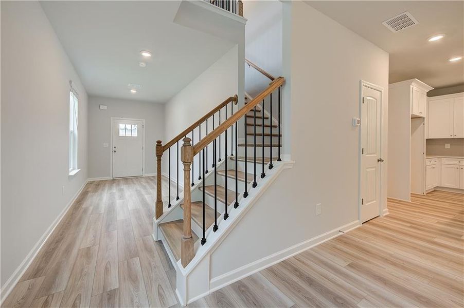 Spacious, unfurnished interior of a new home in Abbotts Crossing, Conyers (Image 28).