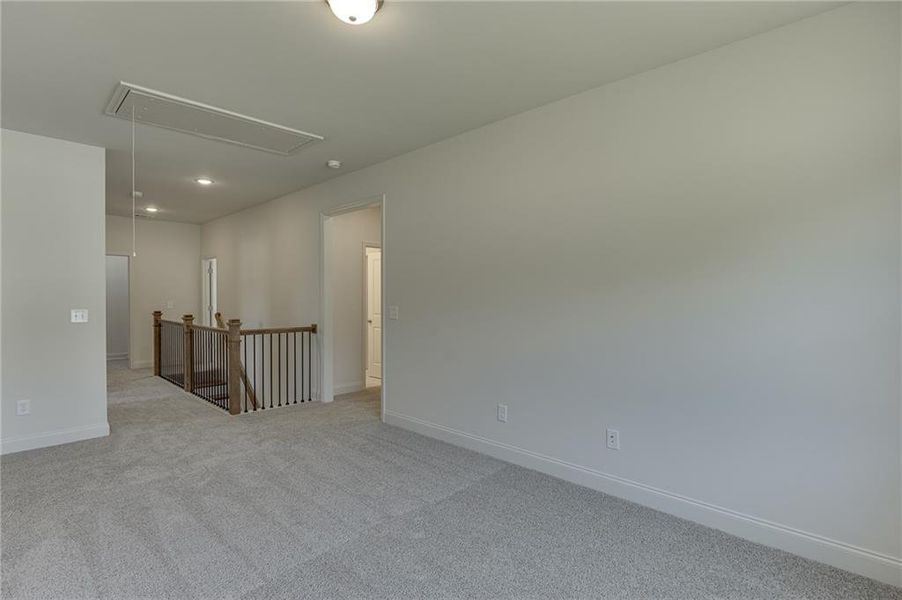 Spacious, unfurnished interior of a new home in , Jefferson (Image 35).