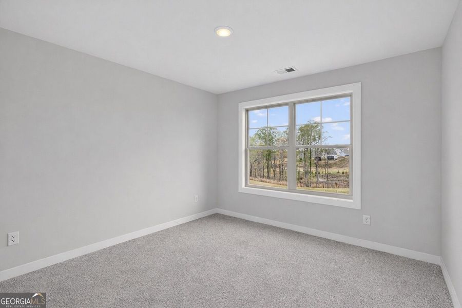 Spacious, unfurnished interior of a new home in The Manor at Gainesville Township, Gainesville (Image 20).