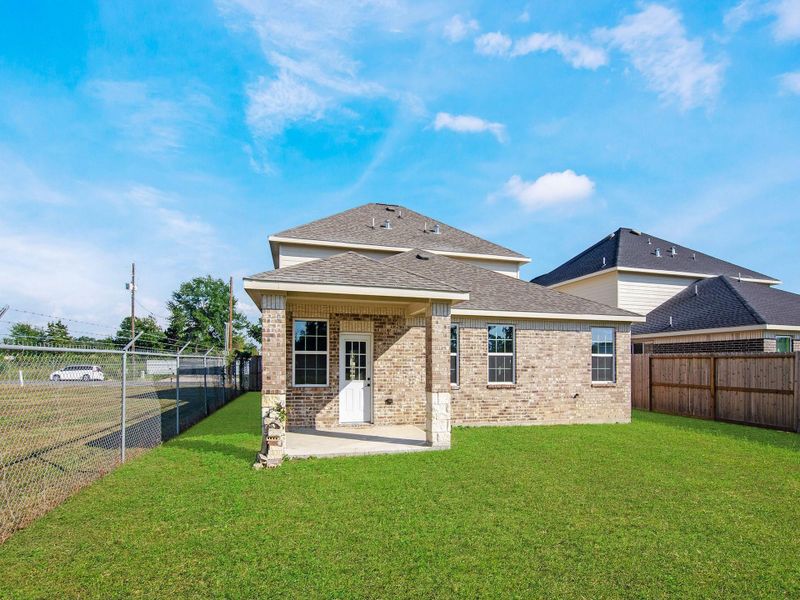 Exterior details and patio area of a home in , Cleveland (Image 17).