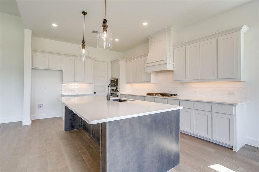 Furnished interior view inside a new home in Pecan Grove, Burleson (Image 18).