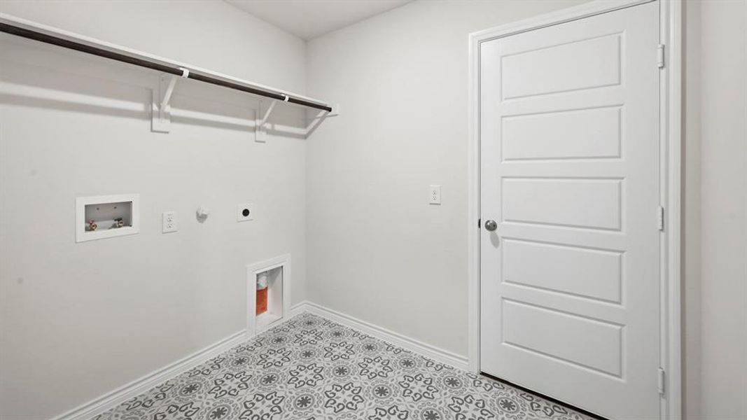 Spacious, unfurnished interior of a new home in Winchester Crossing, Princeton (Image 30).