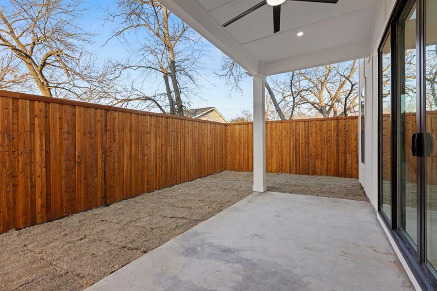 Exterior details and patio area of a home in , Dallas (Image 3).