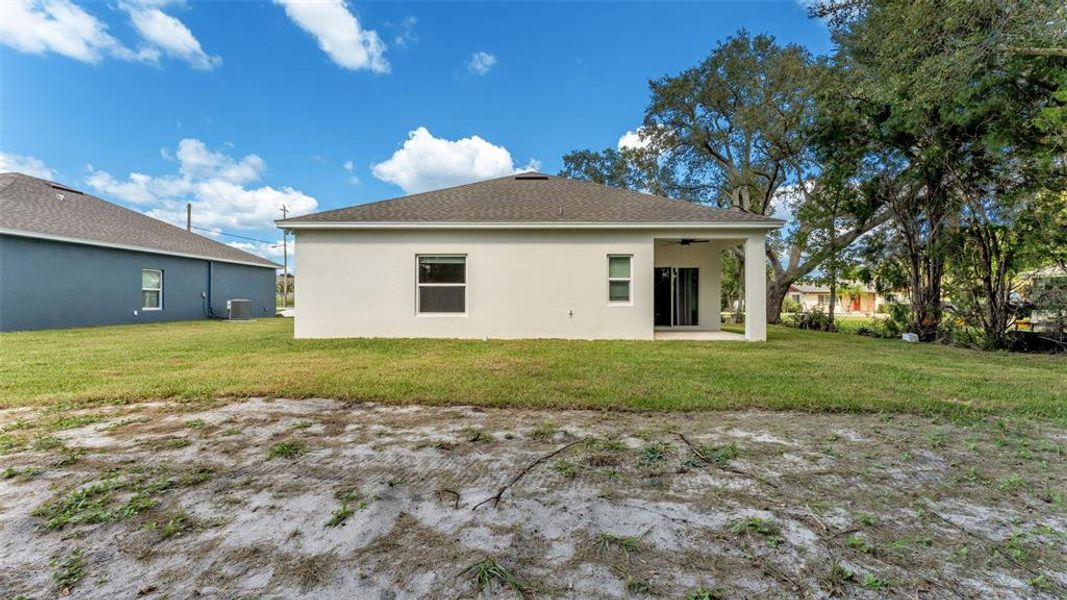 Exterior details and patio area of a home in , Winter Haven (Image 13).