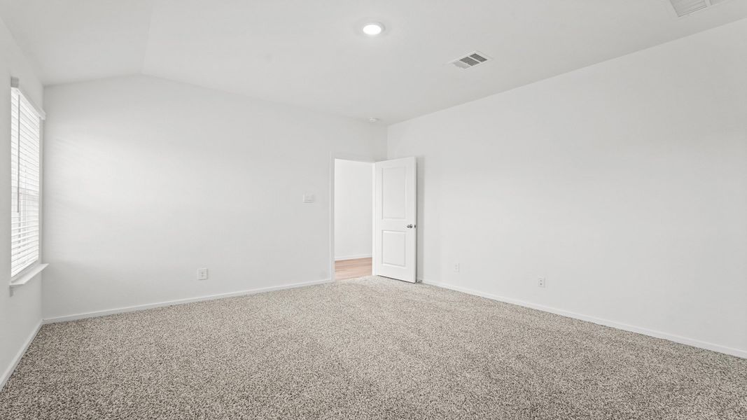 Spacious, unfurnished interior of a new home in Presswoods, Splendora (Image 20).