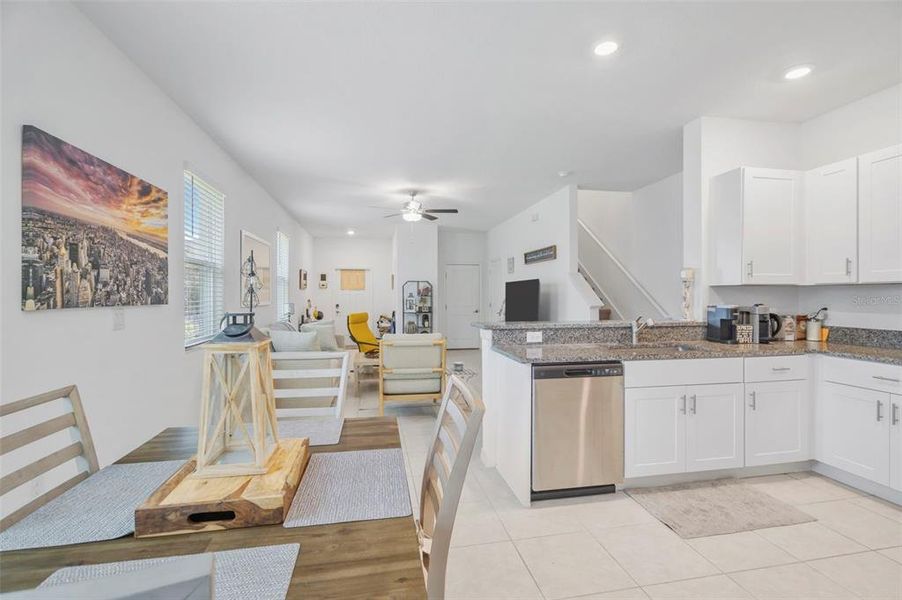Furnished interior view inside a new home in , Land O' Lakes (Image 12).
