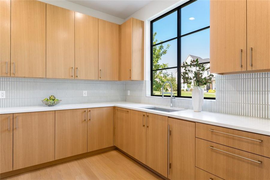 Furnished interior view inside a new home in , Dallas (Image 19). Furnished interior view inside a new home in , Dallas (Image 19).