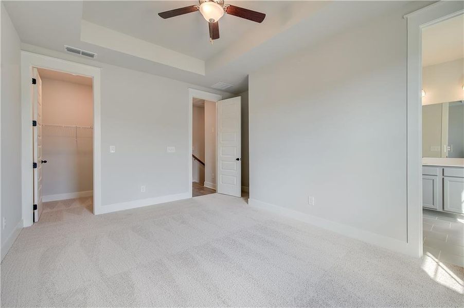Spacious, unfurnished interior of a new home in Barrett Pointe, Kennesaw (Image 23).