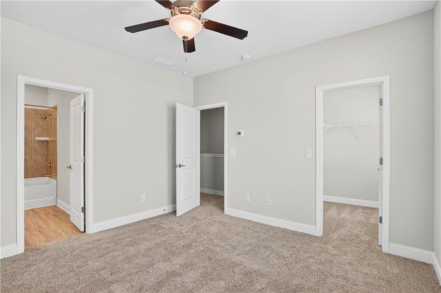 Spacious, unfurnished interior of a new home in Morning Creek Forest, South Fulton (Image 12).