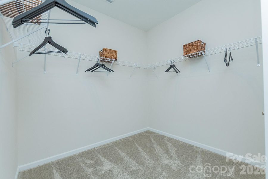 Spacious, unfurnished interior of a new home in Pine Bluff, Midland (Image 23).