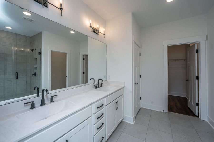 Furnished interior view inside a new home in , Ridgeville (Image 9).