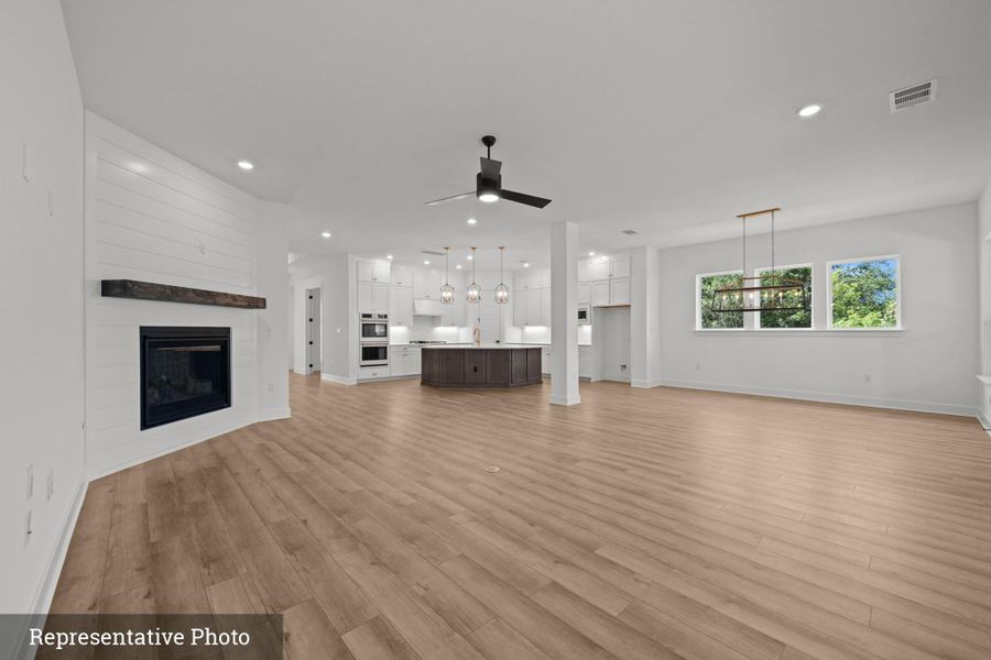 Family Room - Kitchen Family Room - Kitchen