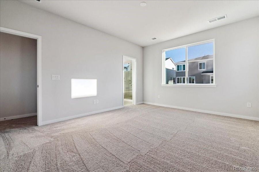 Spacious, unfurnished interior of a new home in Floret Collection at Alder Creek, Parker (Image 23). Spacious, unfurnished interior of a new home in Floret Collection at Alder Creek, Parker (Image 23).