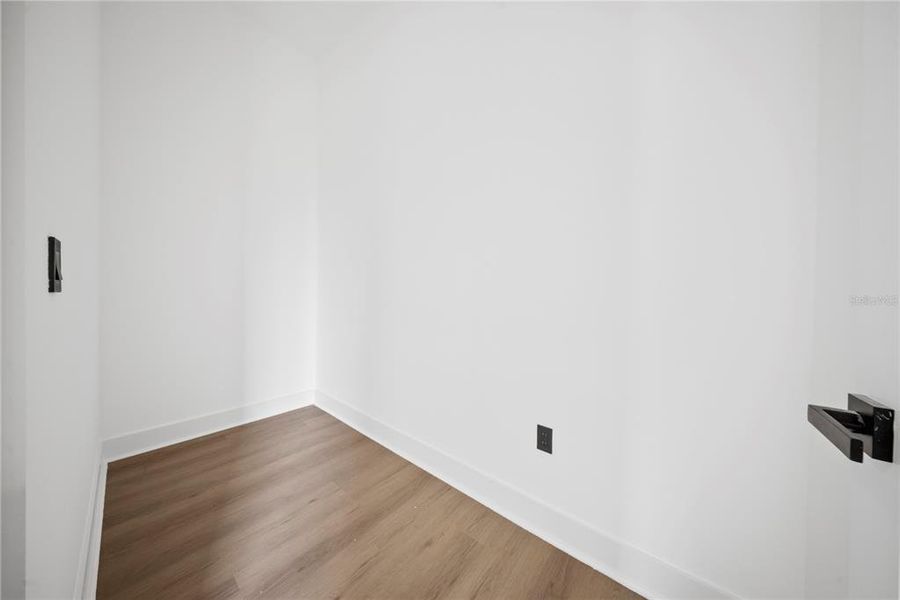 Image 75 of a home in .