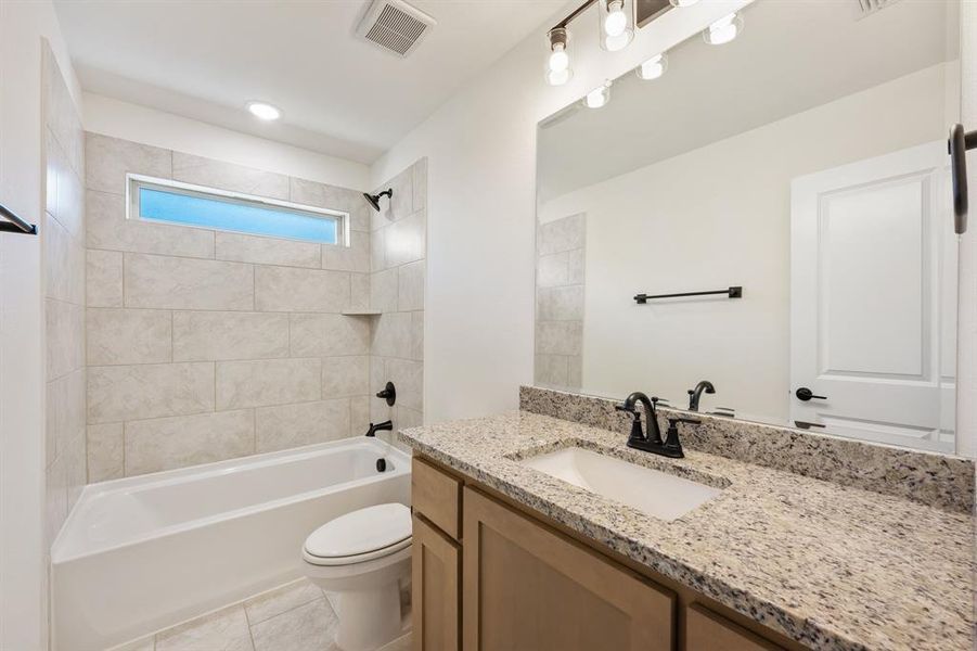 Furnished interior view inside a new home in Bear Creek Classic 50, Lavon (Image 10).