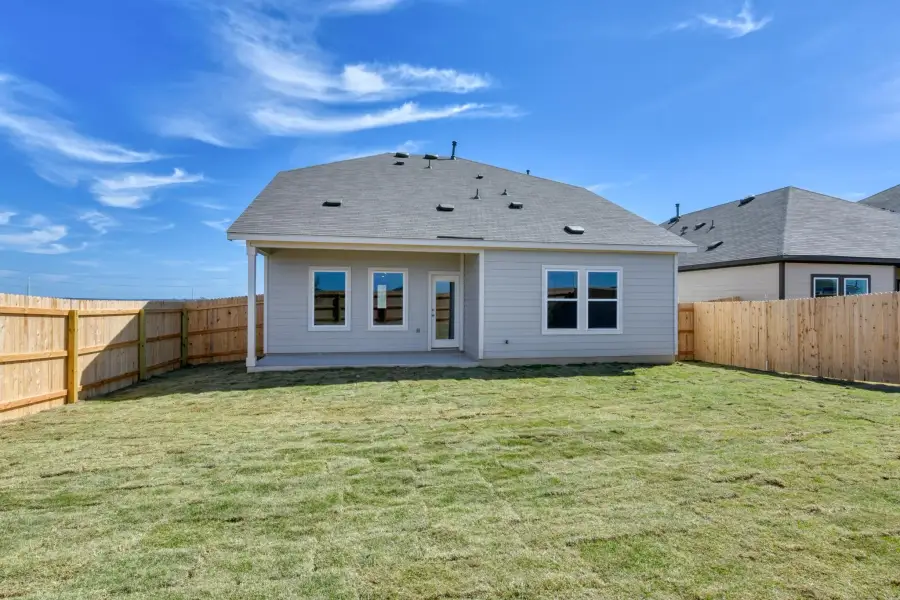 Representative exterior details of a home built from the Cassidy by Ashton Woods in Saddlebrook Ranch, Schertz (Image 4).