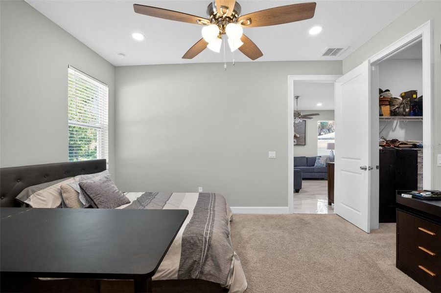 Furnished interior view inside a new home in , St. Petersburg (Image 34).