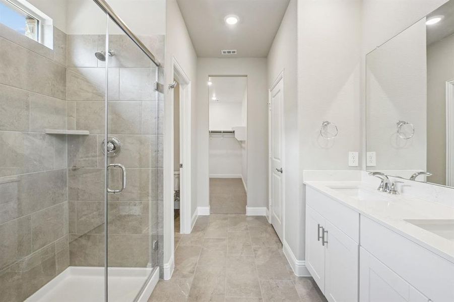 Photo is not of the actual home, but is an inspirational photo of builder’s model home and may depict options, furnishings, and/or decorator features that are not included. Photo is not of the actual home, but is an inspirational photo of builder’s model home and may depict options, furnishings, and/or decorator features that are not included.