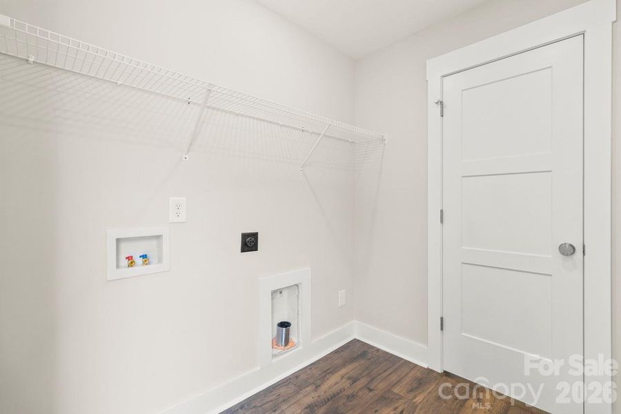 Spacious, unfurnished interior of a new home in , Lincolnton (Image 34).