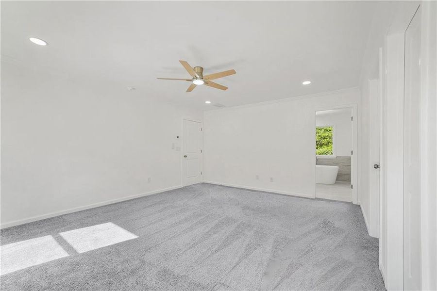 Spacious, unfurnished interior of a new home in , Covington (Image 26).