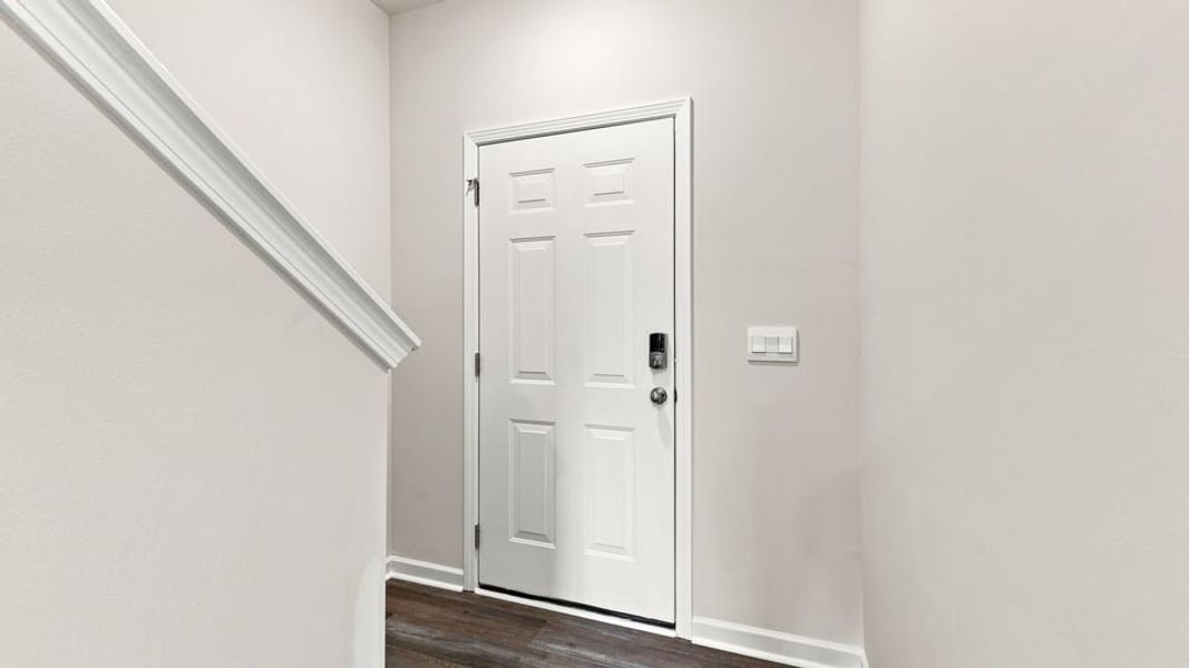 Spacious, unfurnished interior of a new home in Covington Village, Greer (Image 18).