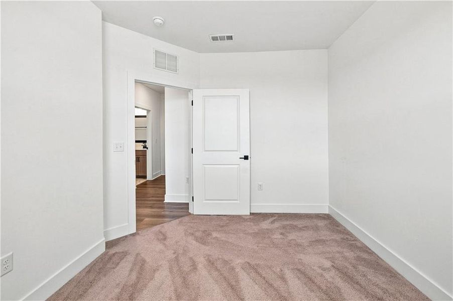 Spacious, unfurnished interior of a new home in , Cumming (Image 24).