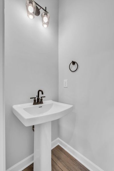 Image 33 of a home in Anderson Park. Image 33 of a home in Anderson Park.